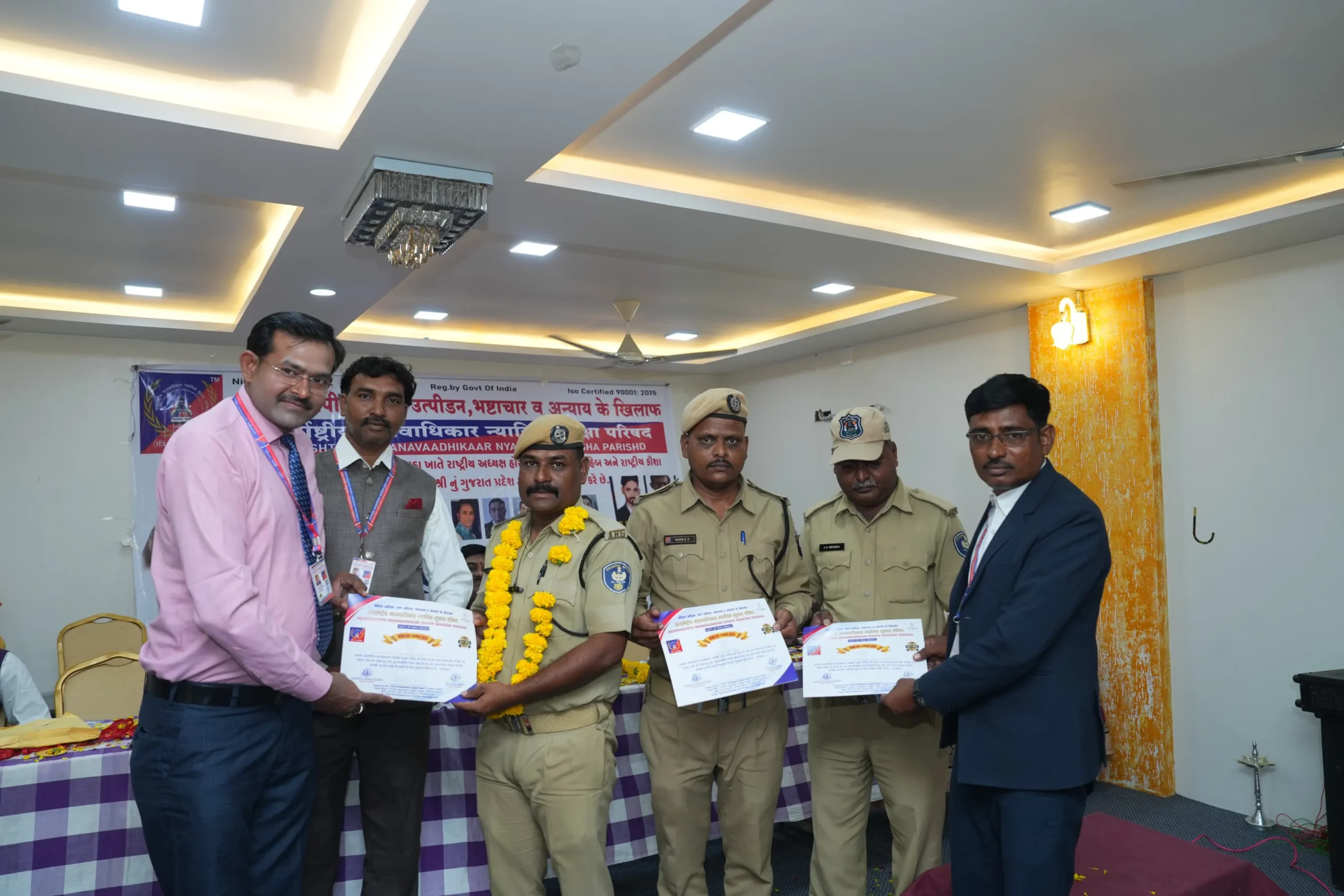 80b62a4d-b927-4e39-aa9a-41b7a859eb99